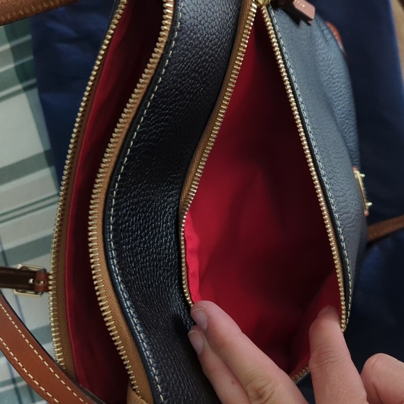 Crossbody Purse Dooney & Bourke - Picture 4 of 5